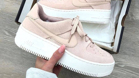 15 Must Have Pink Sneakers From Office To Kickstart Your 2019 Sneaker Shopping 15 Must Have Pink Sneakers From Office To Kickstart Your 2019 Sneaker Shopping