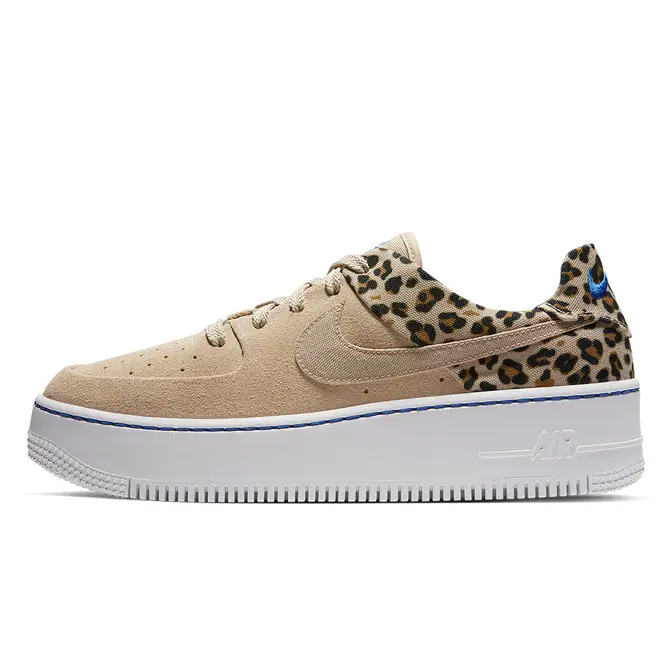 Nike pale pink air force 1 sage low trainers best sale