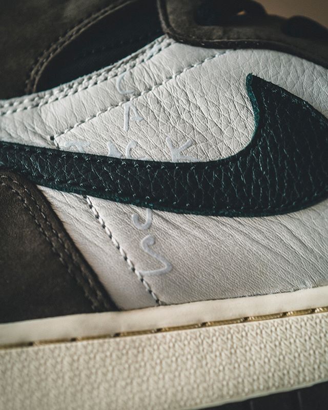 Take An In-Depth Look At The Travis Scott x Nike Air Jordan 1