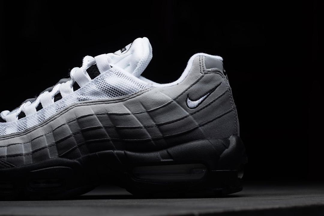 nike air max 95 granite dust