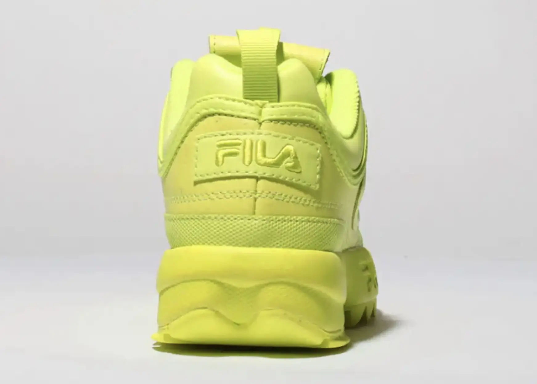 Fila disruptor shop neon pink