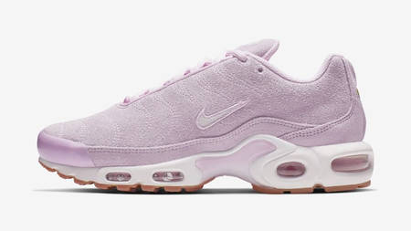 Nike Utilises Pastels And Suede For A Never Before Seen TN Air Max Plus Nike Utilises Pastels And Suede For A Never Before Seen TN Air Max Plus
