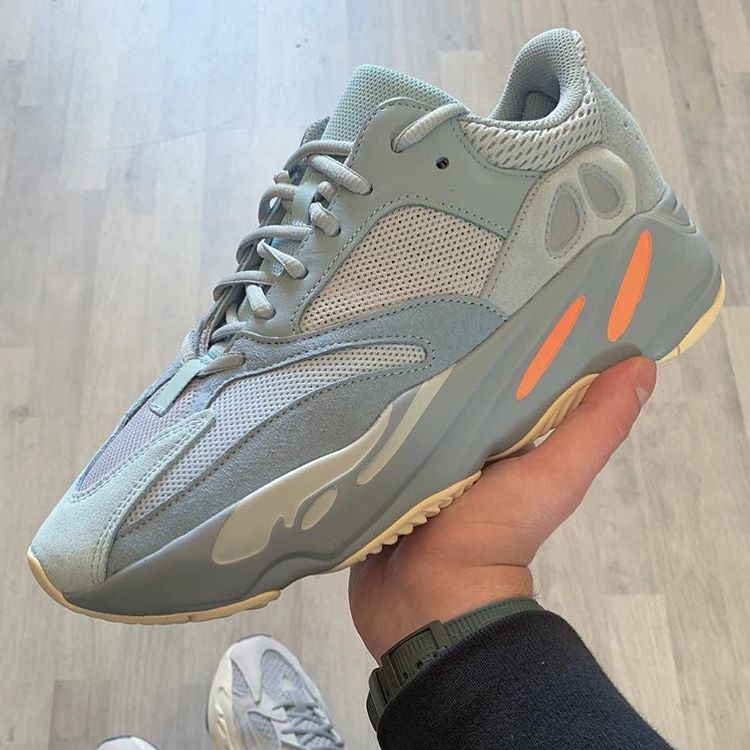 yeezy 700 fit true to size