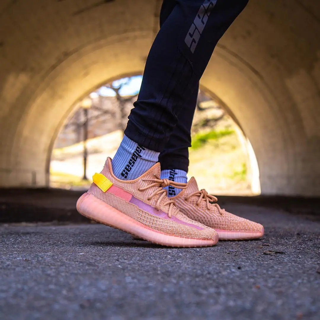 Yeezy boost 350 clearance clay on feet