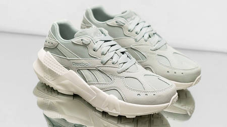 Reebok's Aztrek Double Is A Minimal Dream For Chunky Sneaker Lovers Reebok's Aztrek Double Is A Minimal Dream For Chunky Sneaker Lovers