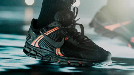 Drake Teases A Stealthy Nike Vomero 5 At His Assassination Vacation Tour Drake Teases A Stealthy Nike Vomero 5 At His Assassination Vacation Tour