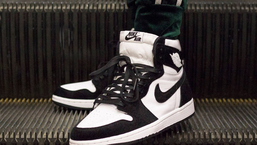 A Closer Look At The Air Jordan 1 'Panda' A Closer Look At The Air Jordan 1 ‘Panda’