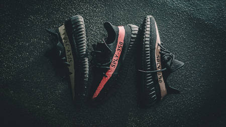 The adidas Yeezy Boost 350 V2 'Black Friday' Just Got A LIMITED RESTOCK! The adidas Yeezy Boost 350 V2 'Black Friday' Just Got A LIMITED RESTOCK!