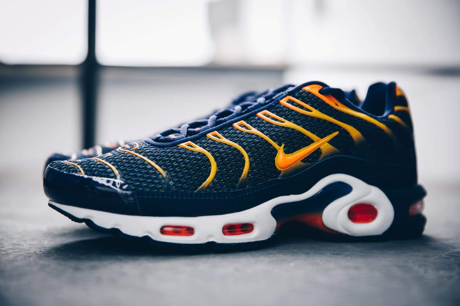 foot locker tn orange