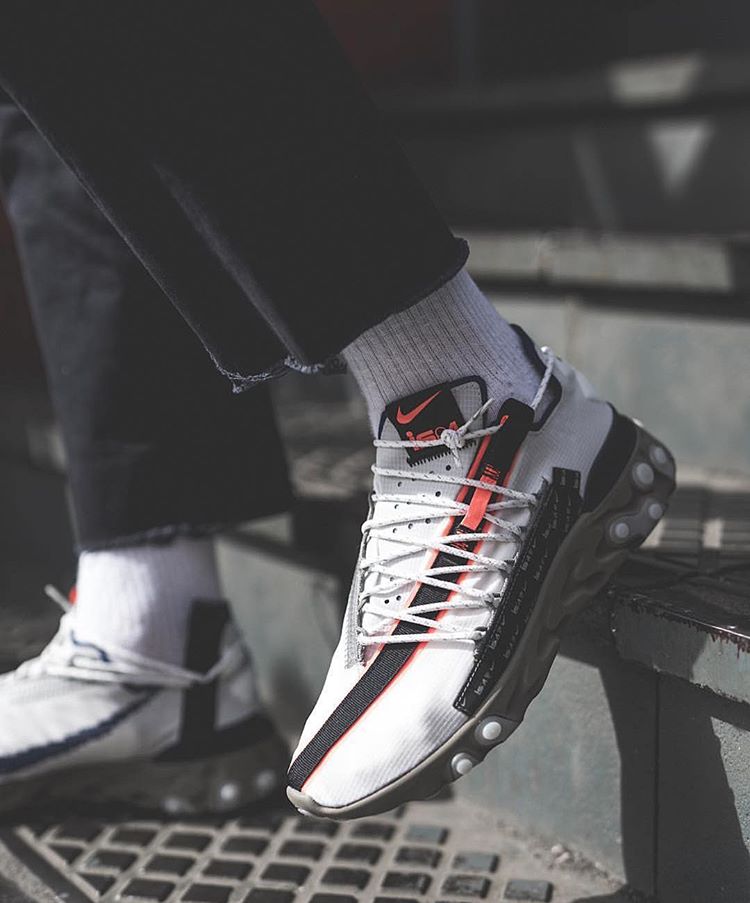 nike react mid wr ispa on feet