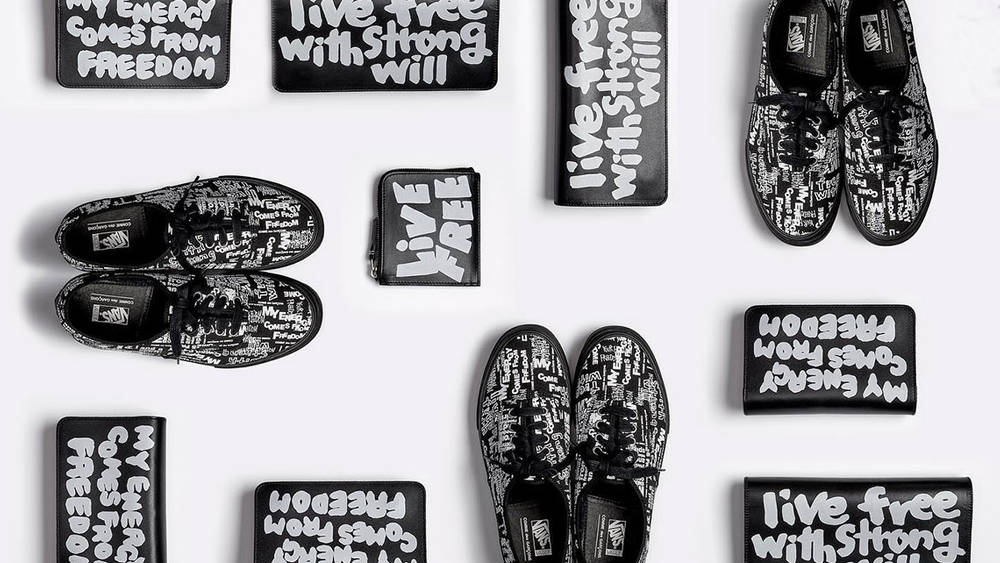 The COMME des GARCONS x Vans Authentic Gets The All-Over-Print Treatment The COMME des GARCONS x Vans Authentic Gets The All-Over-Print Treatment