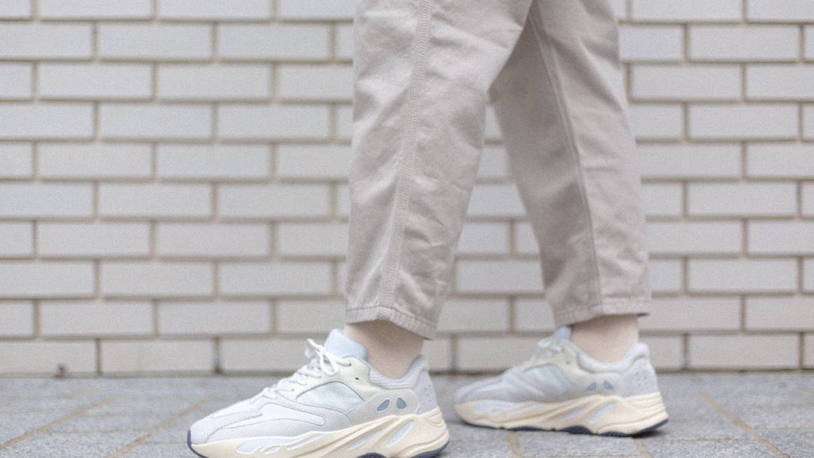 bassin Ulejlighed permeabilitet The Yeezy Boost 700 'Analog' Gets A CONFIRMED Release Date | The Sole  Supplier