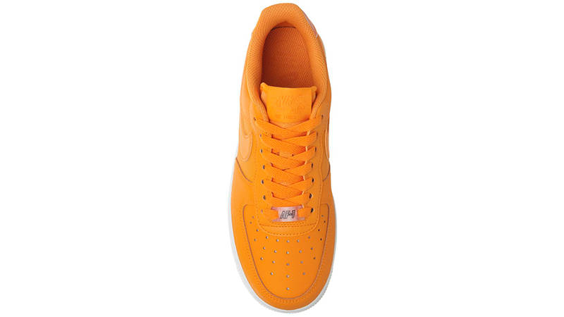 Nike Air Force 1 07 Orange Peel