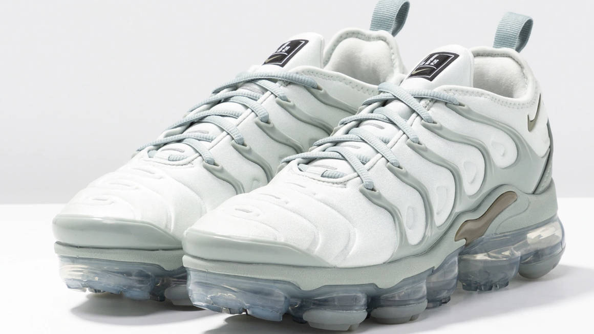 vapormax plus pastel