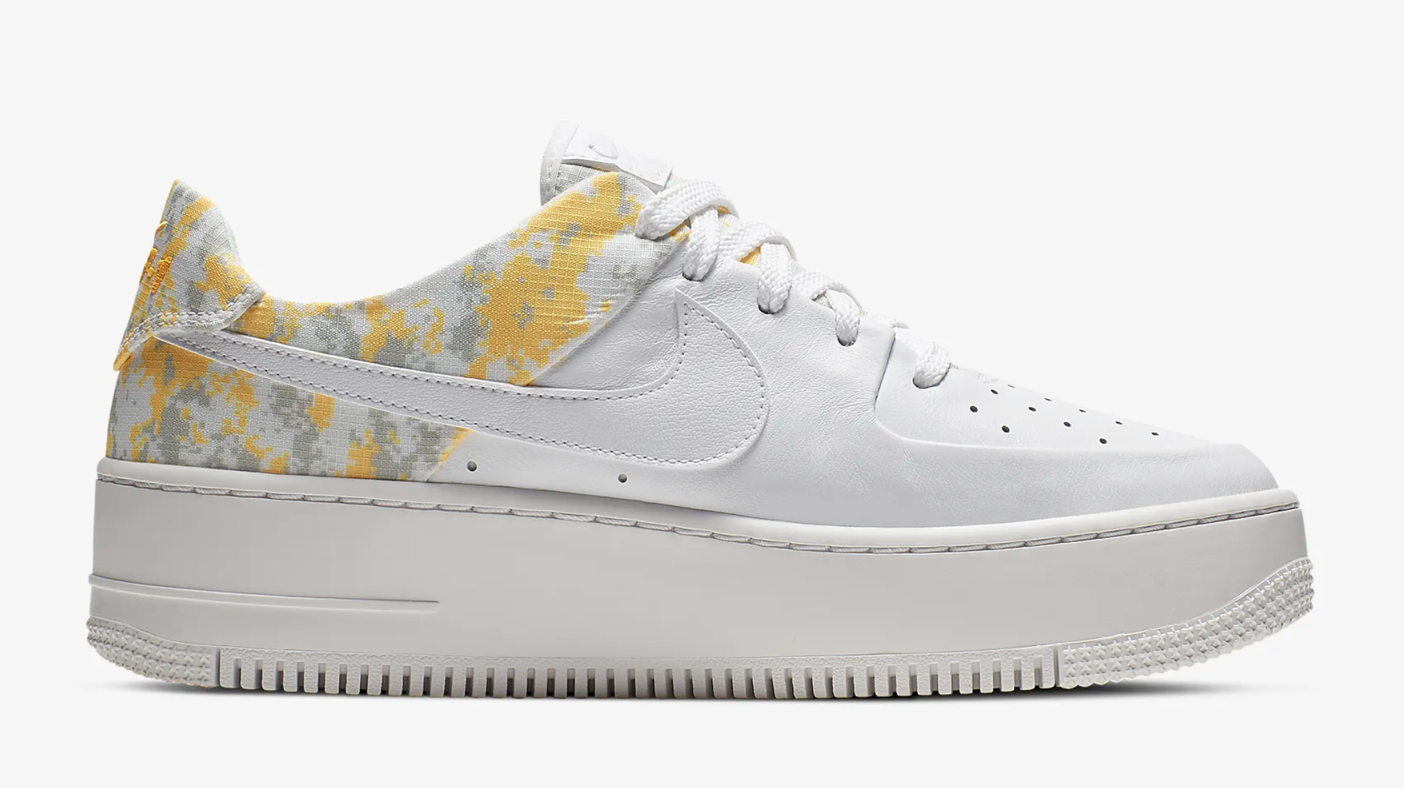 Nike Air Force 1 Sage Low Premium