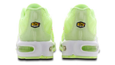 nike tuned 1 neon green