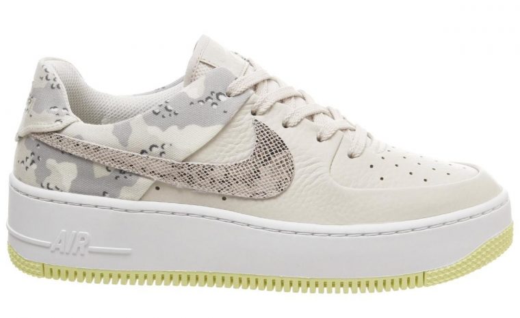 Nike Air Force 1 Sage Trainers Light Orewood Barely Volt Snake
