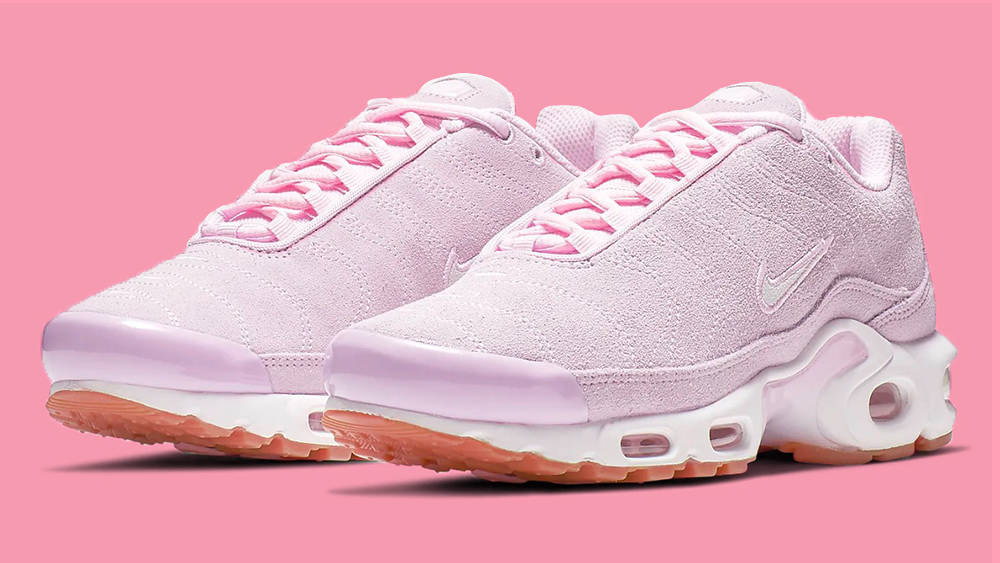 This Air Max Plus Premium Has Caught Our Hearts In ‘Psychic Pink’ This Air Max Plus Premium Has Caught Our Hearts In ‘Psychic Pink’