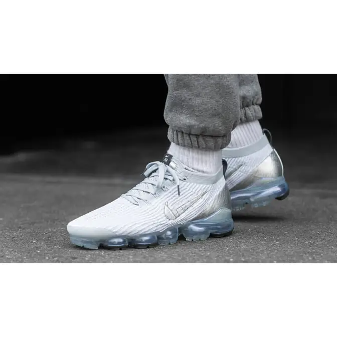 Nike air vapormax deals flyknit grey reflect silver