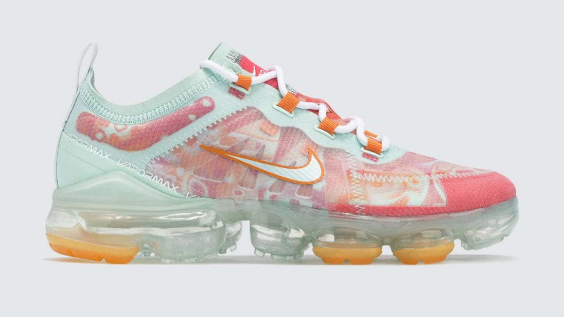 pink and white vapormax 2019