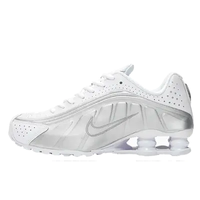 Nike women's shox outlet r4