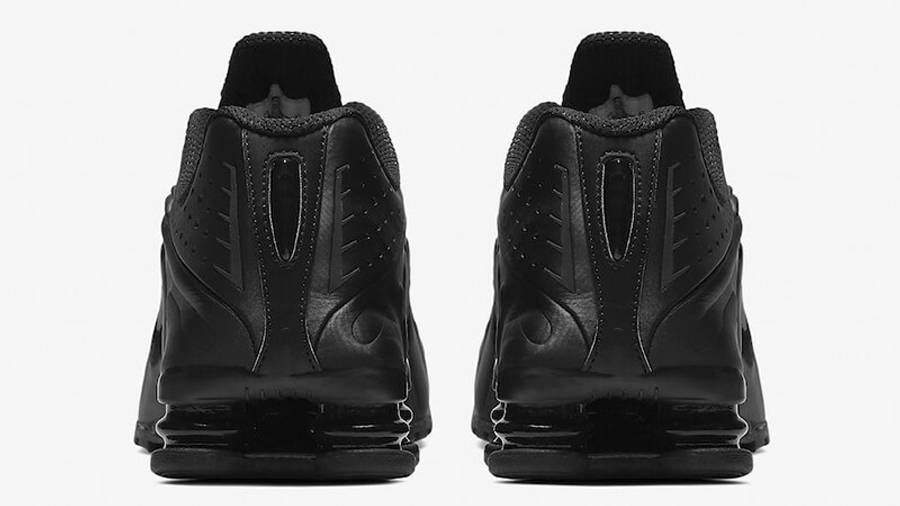 nike shox r4 all black