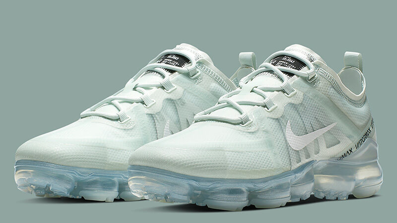 vapormax 2019 all white Shop Clothing 
