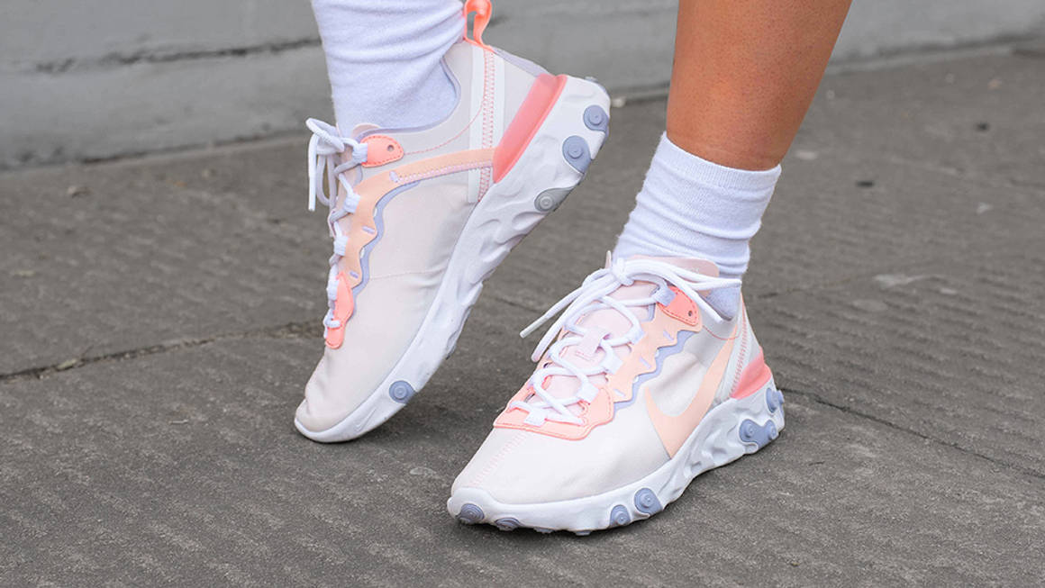 regenval Afwezigheid Genre An Exclusive Closer Look At The Nike React Element 55 In Washed Coral | The  Sole Supplier