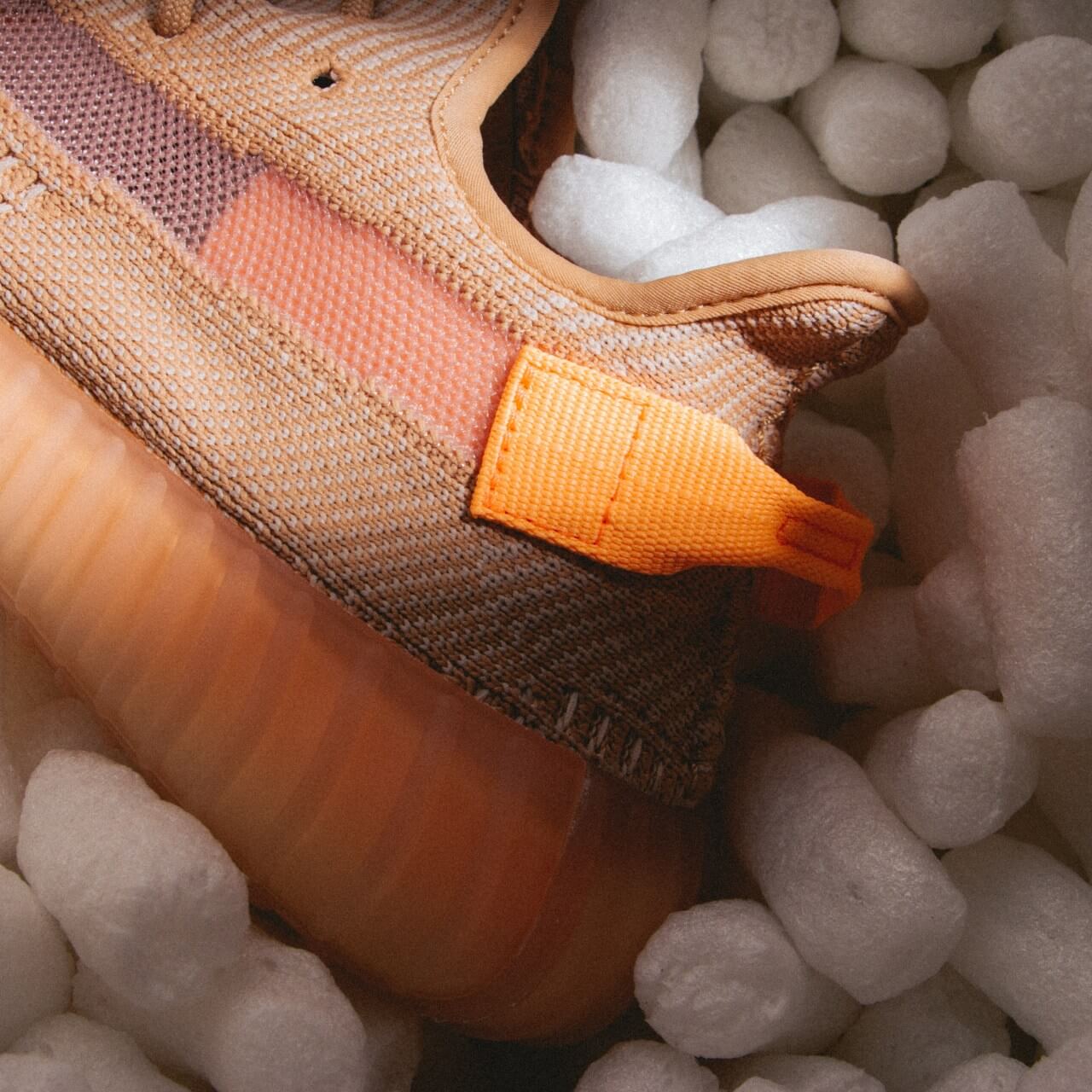yeezy boost 350 v2 clay infant