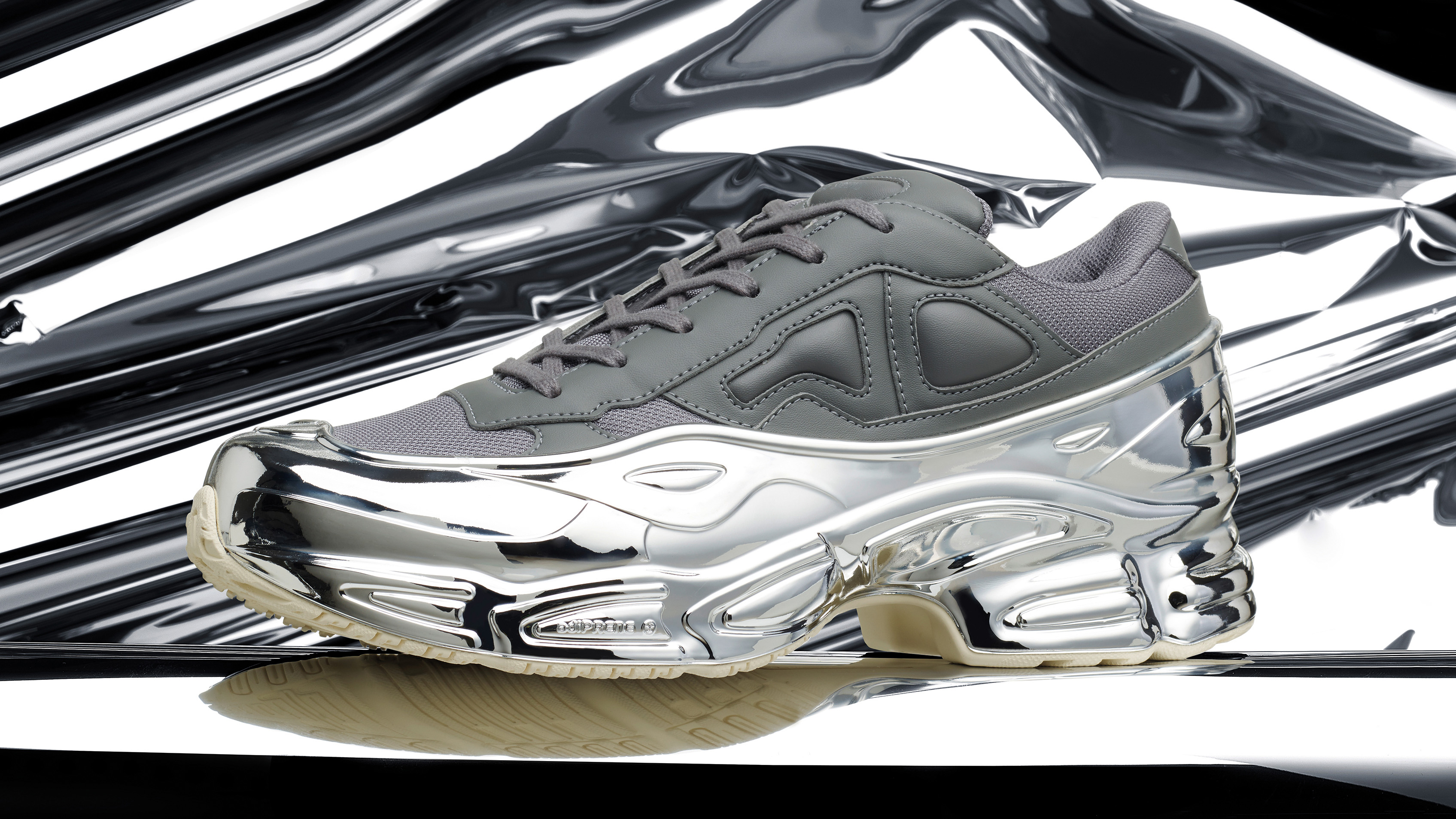 adidas RS Ozweego