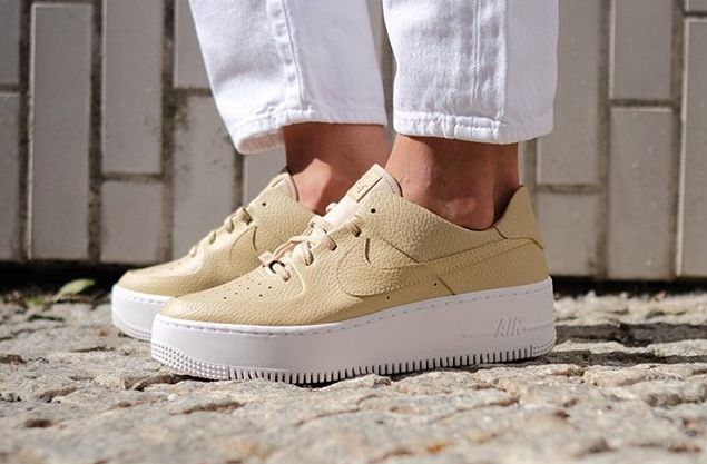 Nike Air Force 1 Sage Low Desert Ore