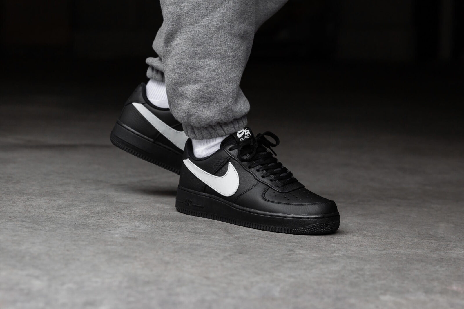 air force 1 07 black barely grey