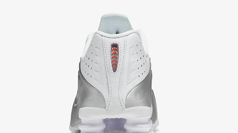 Nike Shox R4 Metallic White Womens AR3565-101 Detail