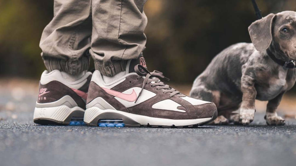 Image via 43Einhalb 90s Nike Trainers - Air Max 180