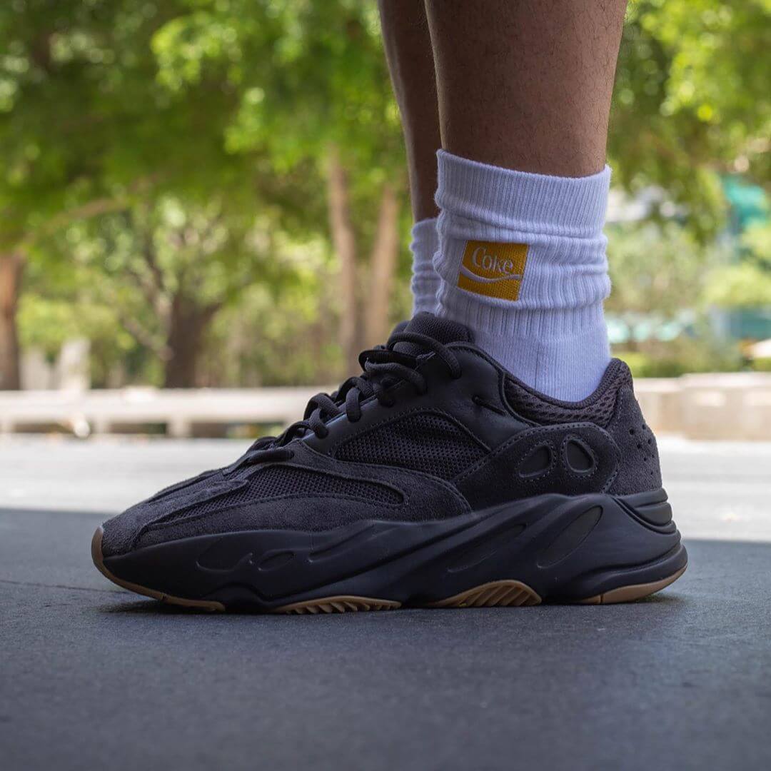 Yeezy boost 700 utility best sale black review