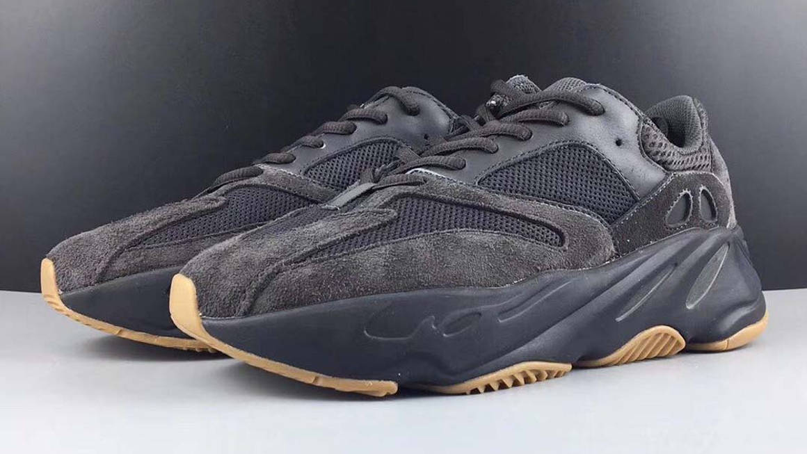 yeezy 700 v1 black