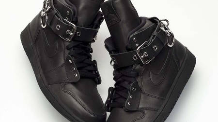 Your Best Look Yet At The COMME des GARÇONS x Air Jordan 1 Your Best Look Yet At The COMME des GARÇONS x Air Jordan 1