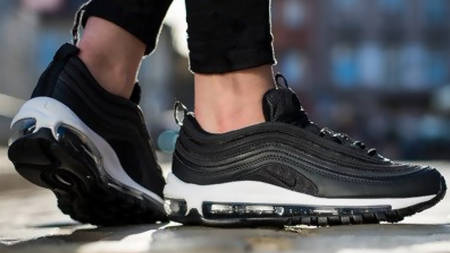 Take 20% Off The Last Sizes Of These Sneakers In Foot Asylums Pre-Sale Take 20% Off The Last Sizes Of These Sneakers In Foot Asylums Pre-Sale