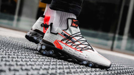 The Nike ISPA React 'Ghost Aqua' Is Made For The City Slicker The Nike ISPA React 'Ghost Aqua' Is Made For The City Slicker