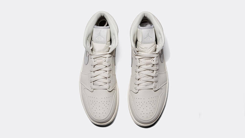 Jordan 1 Mid Light Bone Grey