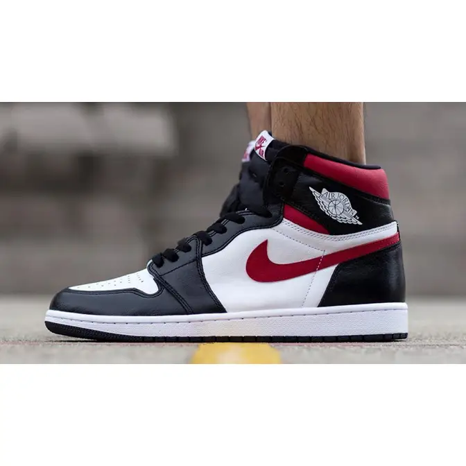 Jordan 1 Retro High OG Black Red Where To Buy 555088 061 The Sole Supplier