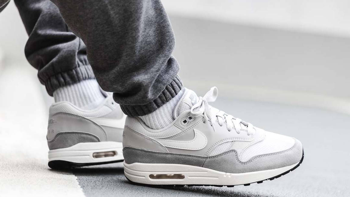 The Nike Max 1 'Vast Grey' Is Only £65 For A Limited Time | The