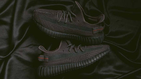 Release Reminder: Don’t Miss The Yeezy Boost 350 V2 'Black'! Release Reminder: Don’t Miss The Yeezy Boost 350 V2 'Black'!