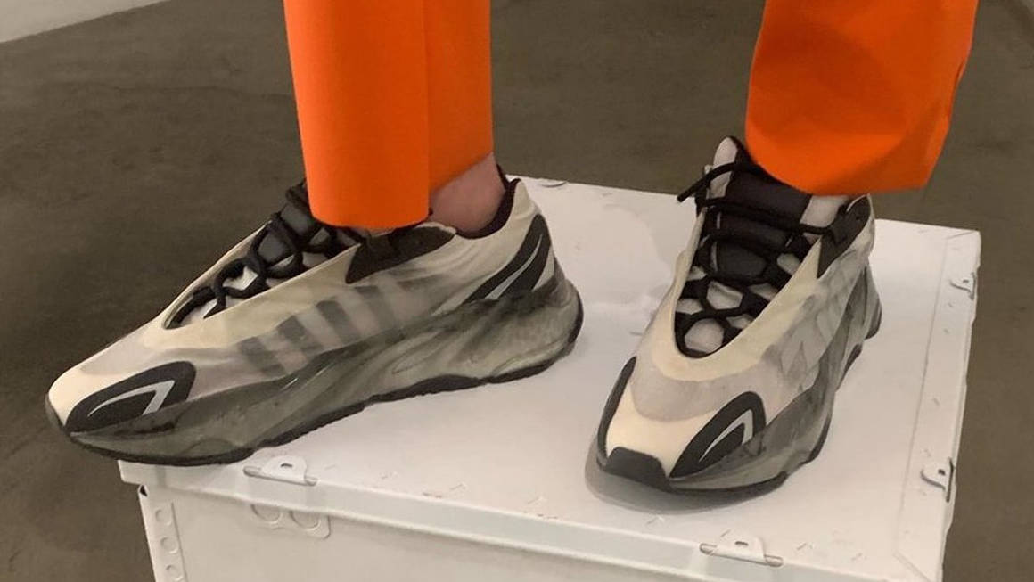 A First Official Look At The adidas Yeezy Boost 700 VX Colourways | The ...