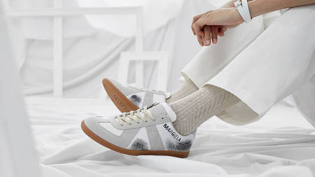 END. And Maison Margiela Adorn The 22 Replica Sneaker With Graffiti Marks END. And Maison Margiela Adorn The 22 Replica Sneaker With Graffiti Marks