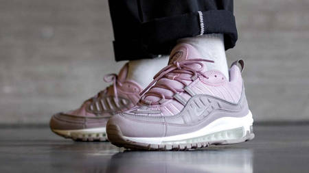 The Nike Air Max 98 'Pumice' Is A Steal For £100 The Nike Air Max 98 'Pumice' Is A Steal For £100