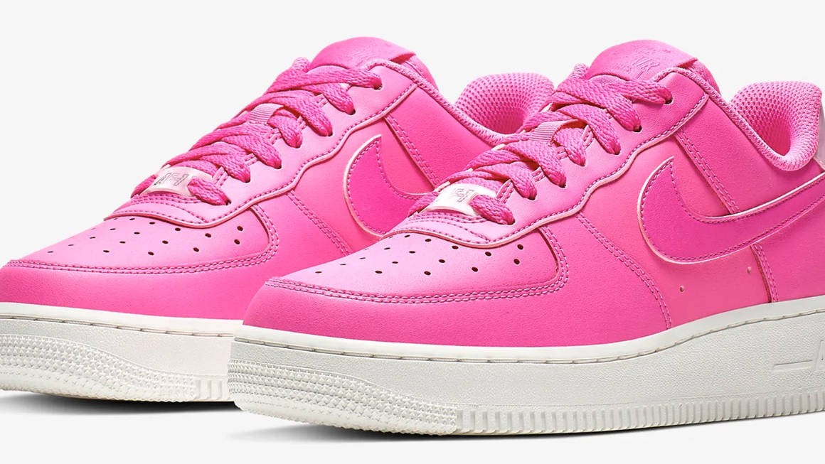 nike shoes pink color