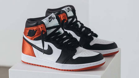 First Look At The Air Jordan 1 'Satin Black Toe' First Look At The Air Jordan 1 'Satin Black Toe'