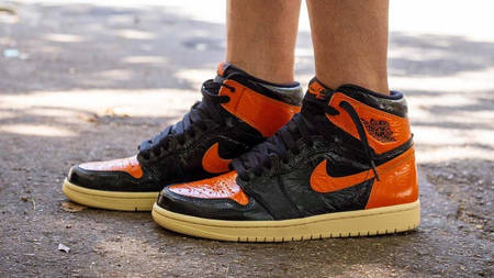 An On Foot Look At The Air Jordan 1 'Shattered Backboard 3.0' An On Foot Look At The Air Jordan 1 'Shattered Backboard 3.0'