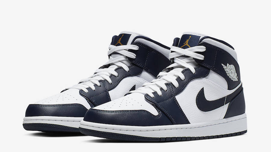 obsidian and white jordan 1